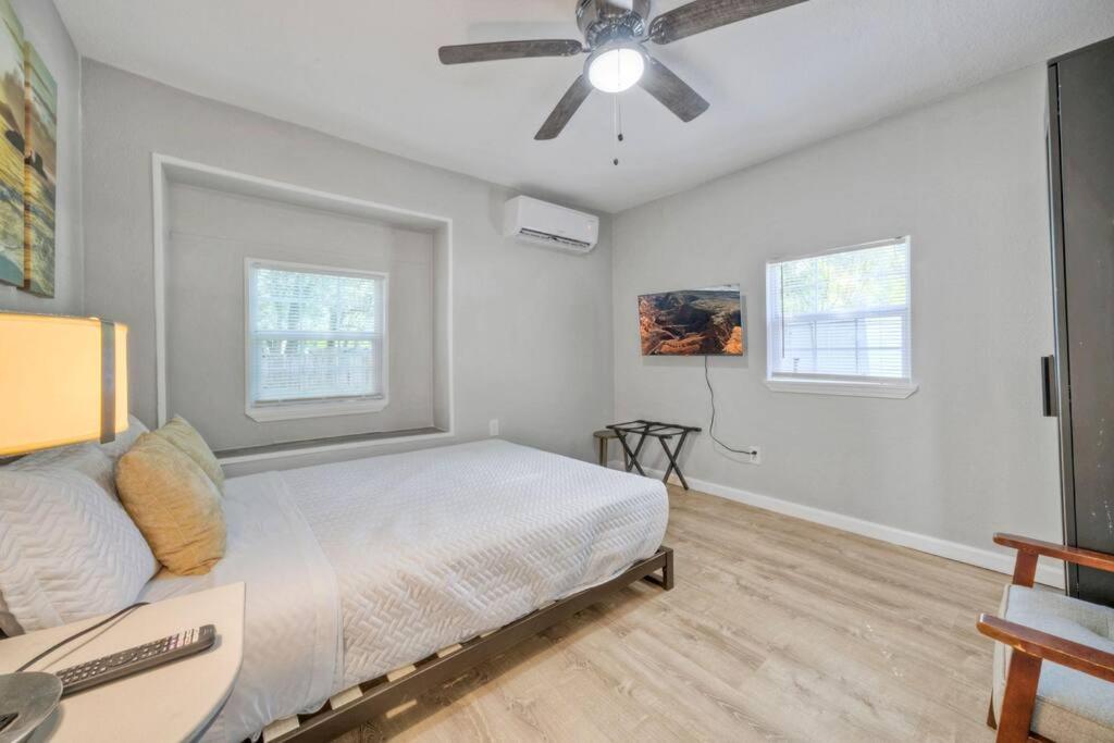 Great Value Stay Near Tesla Austin Exterior photo